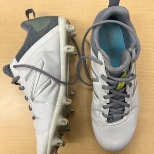 Girls New Balance Cleats (Size 8)